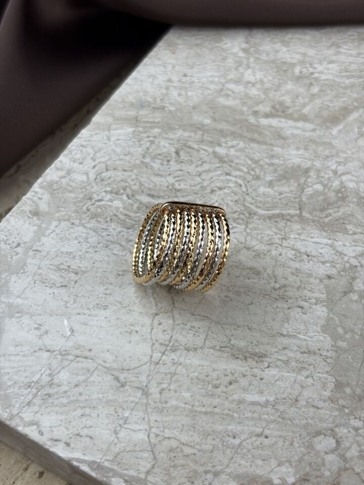 Gold Gümüş Çift Renkli Spinelli Yüzük